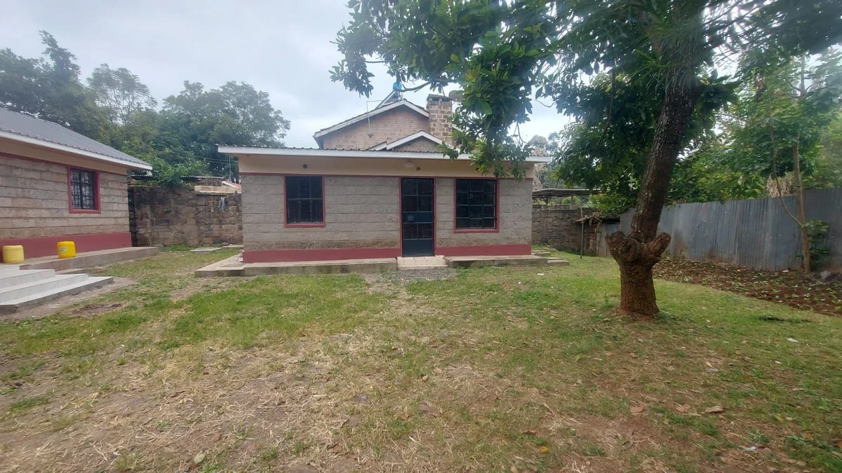 1 Bedroom in a shared Compound of 2 units to Let in Zambia Ngong 