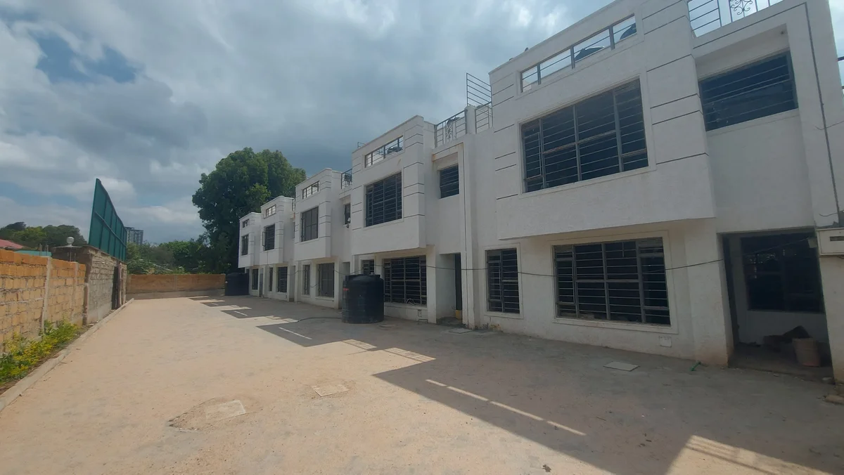4bdrm Town House for Sale in Ngong Vet, Ole Polos 